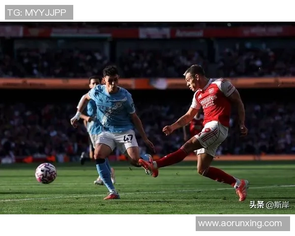 酋长球场泪洒长空:阿森纳1-2维拉读秒绝杀,埃泽“幽灵进球”引争议 酋长球场泪洒长空:阿森纳1-2维拉读秒绝杀,埃泽“幽灵进球”引争议